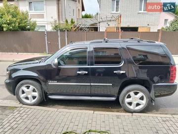 Авто Chevrolet Tahoe 2011 № 7870997