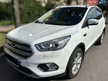 Авто Ford Kuga 2019 № 7871000