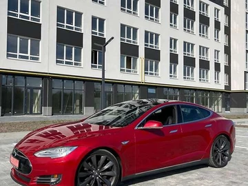 Авто Tesla Model S 2015 № 7871008