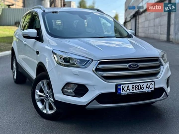 Авто Ford Kuga 2019 № 7871015