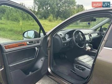 Авто Volkswagen Touareg 2011 № 7871036