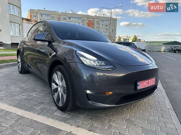 Авто Tesla Model Y 2021 № 7871062
