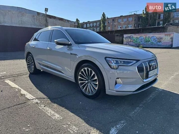 Авто Audi E-Tron 2019 № 7871091