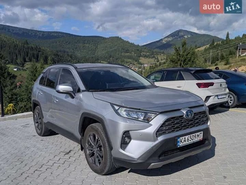 Авто Toyota Rav4 2024 № 7871102