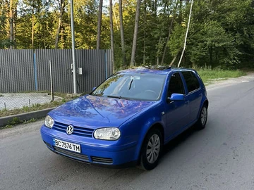 Авто Volkswagen Golf 2000 № 7871151