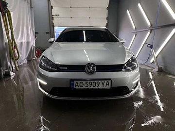 Авто Volkswagen E-Golf 2016 № 7871390