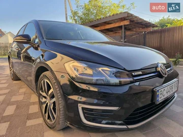 Авто Volkswagen E-Golf 2019 № 7871466