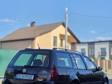 Авто Volkswagen Golf 2000 № 7871765