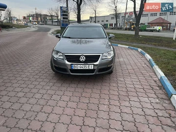 Авто Volkswagen Passat 2005 № 7871848
