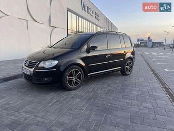 Авто Volkswagen Touran 2007 № 7871931