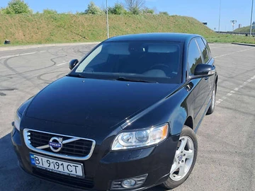 Авто Volvo V50 2012 № 7872027