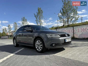 Авто Volkswagen Jetta 2011 № 7872033