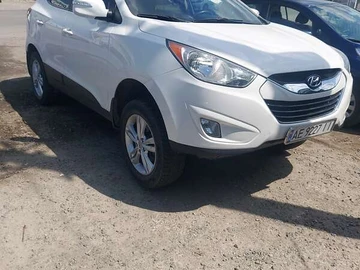 Авто Hyundai Tucson 2013 № 7872128
