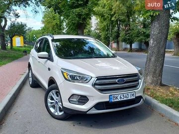 Авто Ford Escape 2018 № 7872199