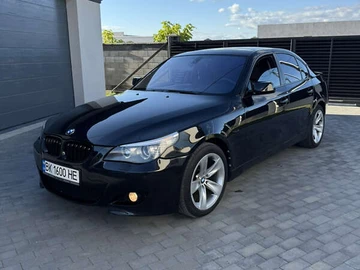 Авто BMW 5 Series 2004 № 7872237