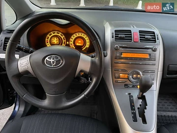 Авто Toyota Auris 2009 № 7872311