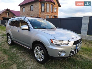 Авто Mitsubishi Outlander Xl 2012 № 7872315