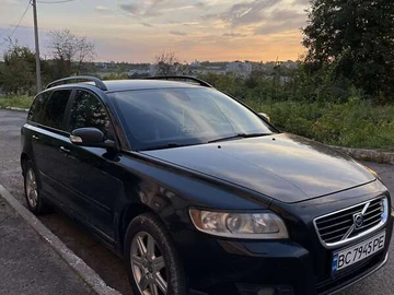 Авто Volvo V50 2008 № 7872384