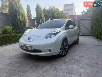 Авто Nissan Leaf 2013 № 7872392
