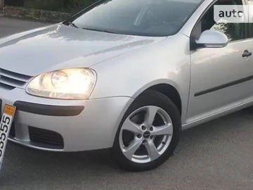 Авто Volkswagen Golf 2004 № 7872533