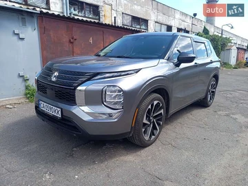 Авто Mitsubishi Outlander 2021 № 7872625