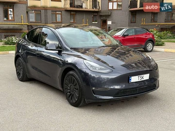 Авто Tesla Model Y 2024 № 7872644