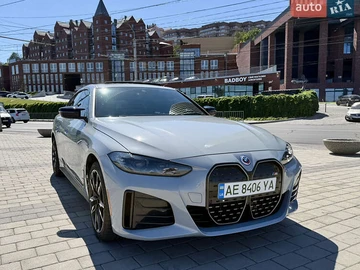 Авто BMW I4 2022 № 7872658