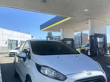 Авто Ford Fiesta 2013 № 7872717