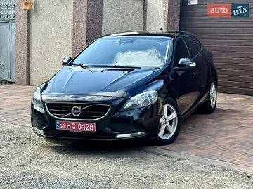 Авто Volvo V40 2013 № 7872814