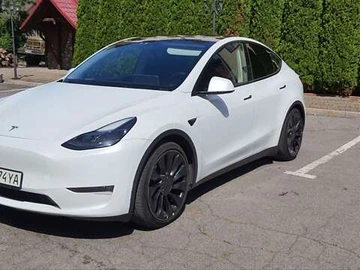 Авто Tesla Model Y 2022 № 7872928