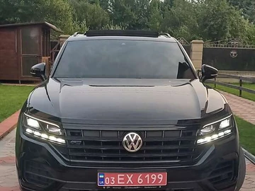 Авто Volkswagen Touareg 2019 № 7872949