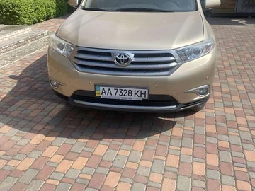 Авто Toyota Highlander 2010 № 7873200