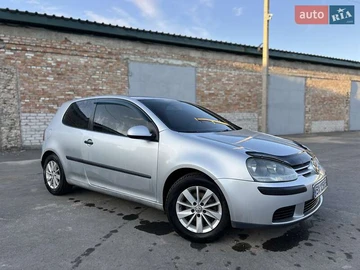 Авто Volkswagen Golf 2004 № 7873405