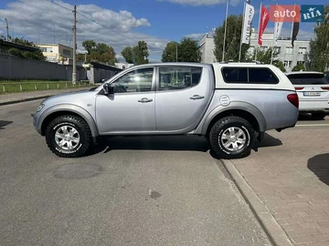 Авто Mitsubishi L 200 2012 № 7873688
