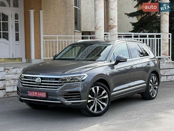 Авто Volkswagen Touareg 2019 № 7873787