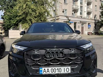 Авто Audi Q7 2024 № 7873803
