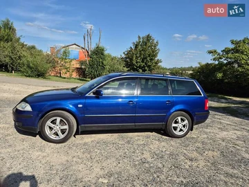 Авто Volkswagen Passat 2004 № 7873892