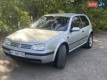 Авто Volkswagen Golf 2001 № 7873910