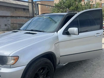 Авто BMW X5 2001 № 7873928