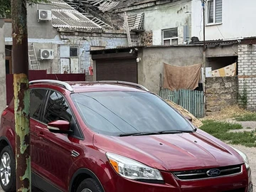Авто Ford Escape 2013 № 7874086