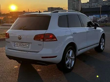 Авто Volkswagen Touareg 2013 № 7874257