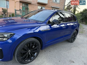 Авто Volkswagen Touareg 2021 № 7874360