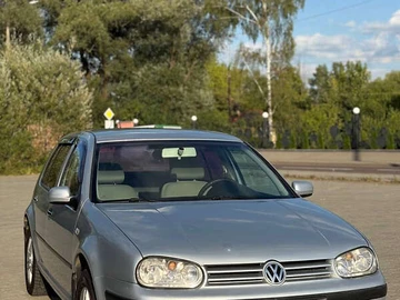 Авто Volkswagen Golf 2002 № 7874486