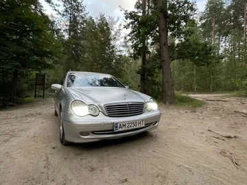 Авто Mercedes C-Class 2003 № 7874544