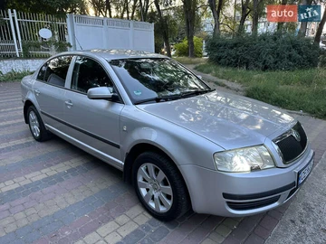 Авто Skoda Superb 2004 № 7874610
