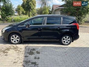 Авто Peugeot 5008 2011 № 7874754
