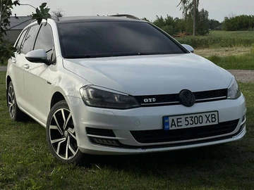 Авто Volkswagen Golf 2014 № 7874875