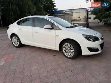 Авто Opel Astra 2015 № 7874987