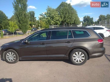 Авто Volkswagen Passat 2017 № 7875098