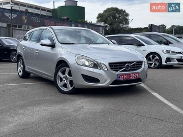 Авто Volvo V60 2012 № 7875193